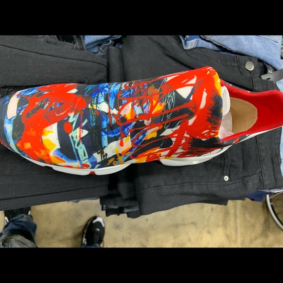 Men’s Christian Louboutin Sneakers - Picture 4 of 4